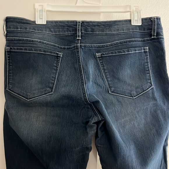 Refuge Skin Tight Leggings - Picture 3 of 11